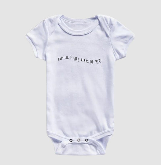 Família é EITA atrás de VIXI