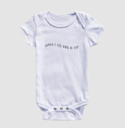 Família é EITA atrás de VIXI